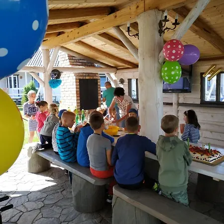 Rodzinne Vakantiehuis Rusinowo (Slawno)