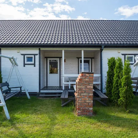 Rodzinne Rusinowo Holiday home *
