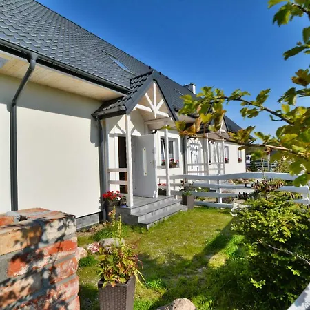 Rodzinne Rusinowo Holiday home *